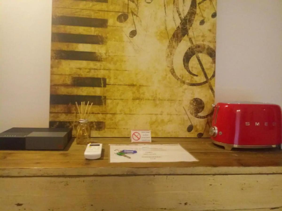 Vesuvius A Mezzocannone Apartment Наполи Екстериор снимка