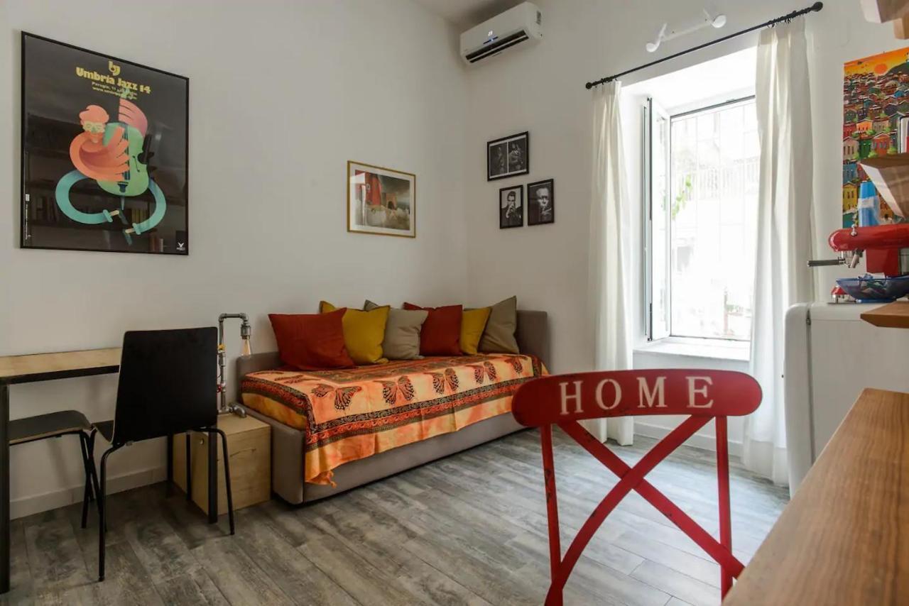 Vesuvius A Mezzocannone Apartment Наполи Екстериор снимка