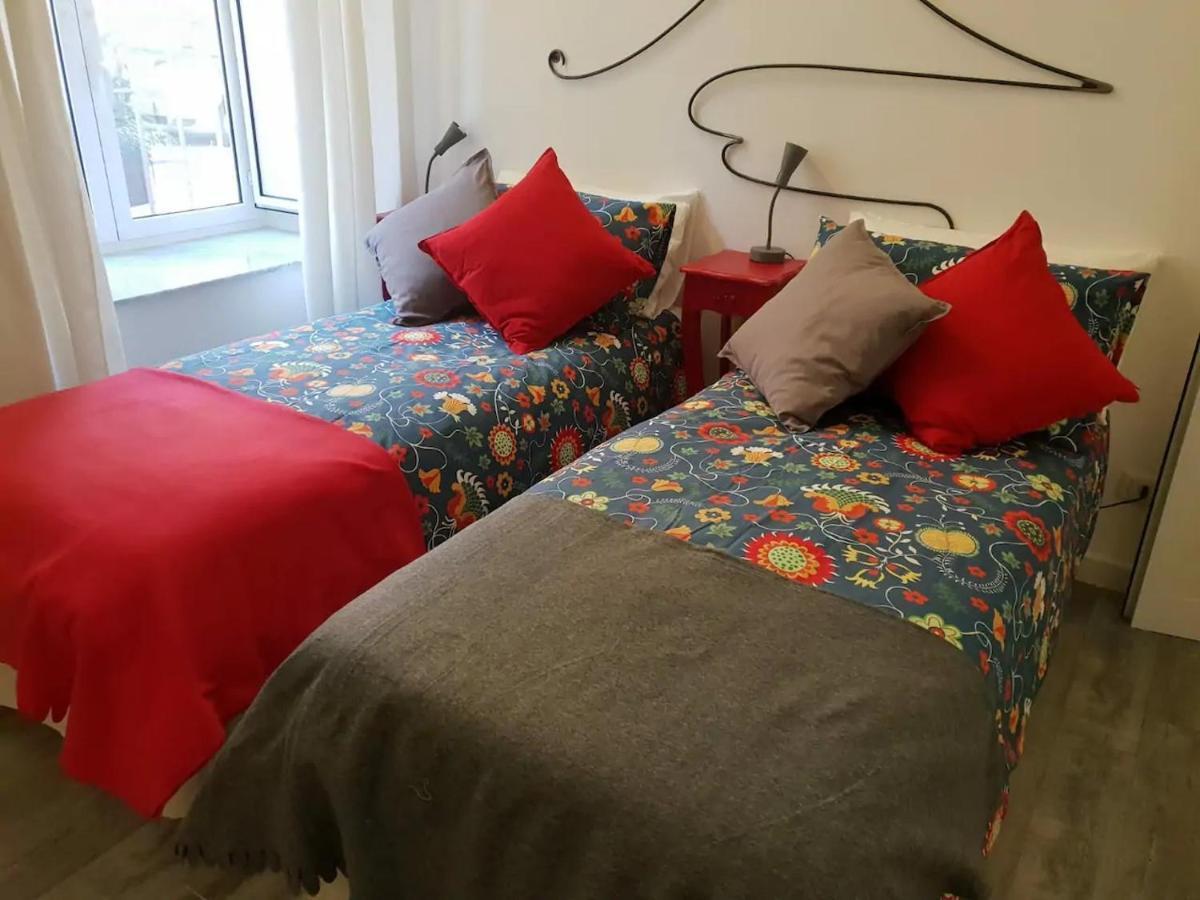 Vesuvius A Mezzocannone Apartment Наполи Екстериор снимка