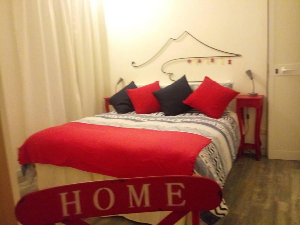 Vesuvius A Mezzocannone Apartment Наполи Екстериор снимка